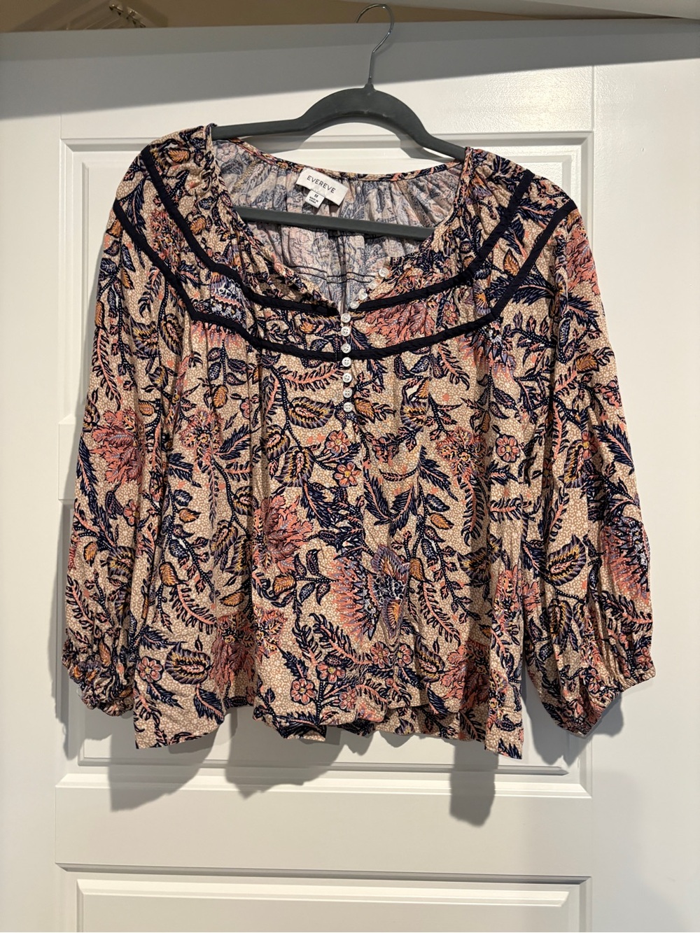 Evereve Floral Peasant Blouse in Peach and Navy